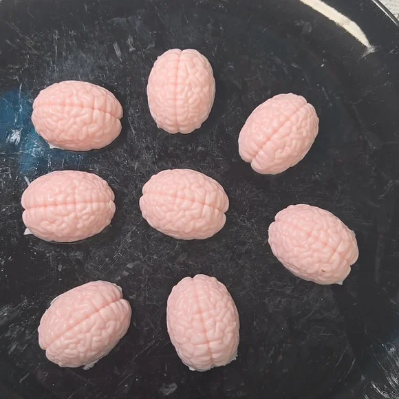 LAST 1❤️Hand Crafted Mini 🧠Brains 8 pack Mini Strawberry Soaps - Picture 2 of 5